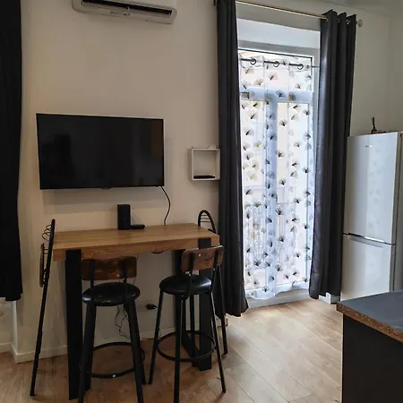 Calme & Lumineux - Proche Toutes Commodites Cannes
